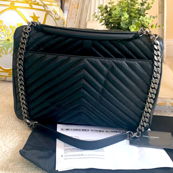 College large YSL ♥️Authenticity Card included♥️ - Picture 8 of 17